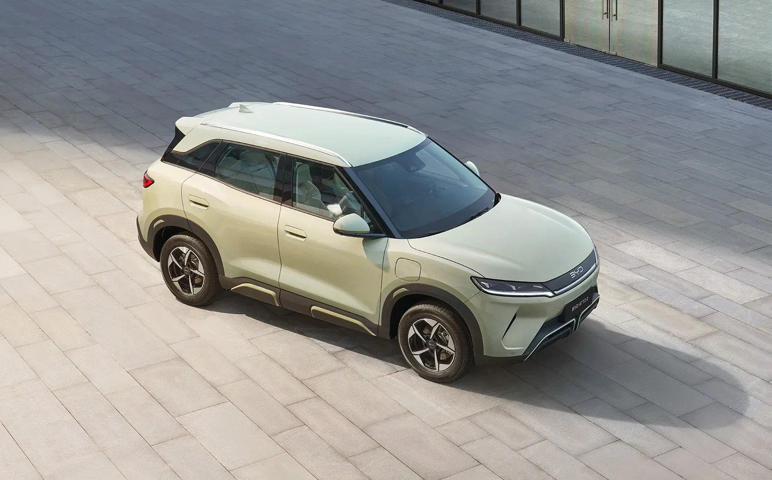 BYD Atto 2 - SUV điện compact phiên bản mobile