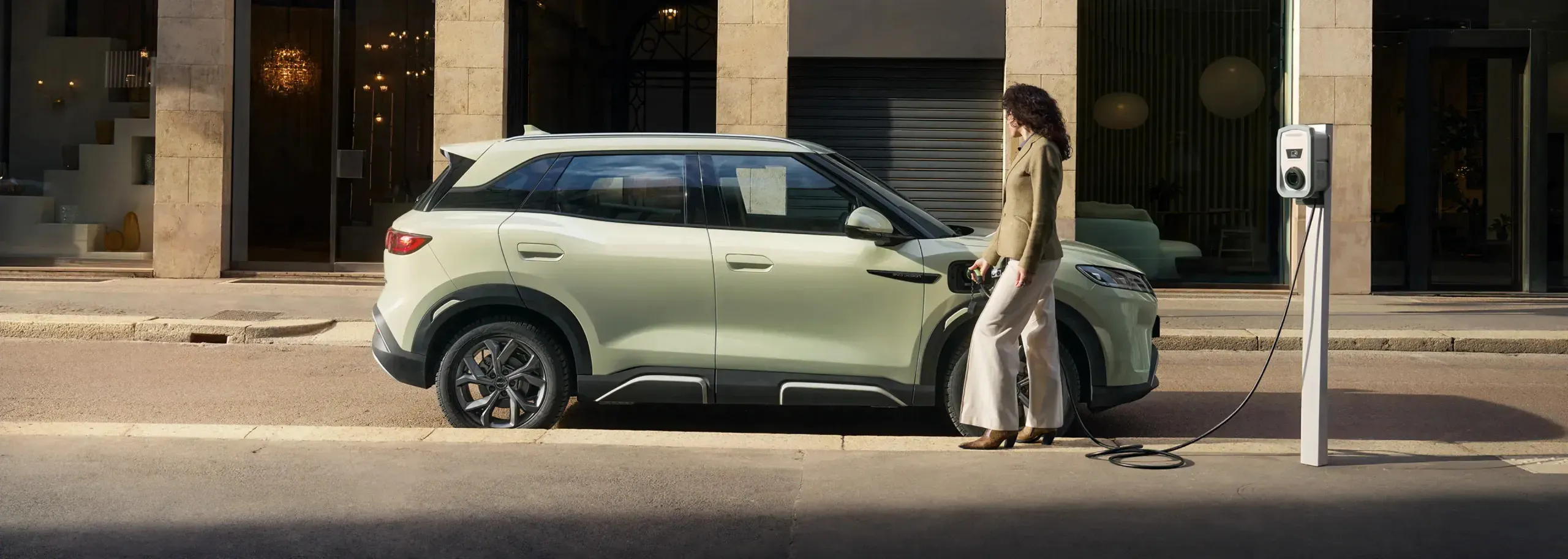 BYD Atto 2 trong không gian hiện đại