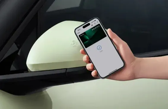 BYD Atto 2 mở khóa thông minh bằng điện thoại